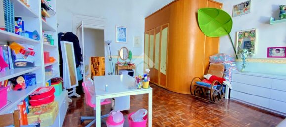 6 rooms Apartment in Naples, Italy No. 106861 12