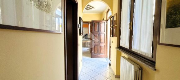 3 Schlafzimmer Haus in Bressana Bottarone, Italy, Nr. 378886 8