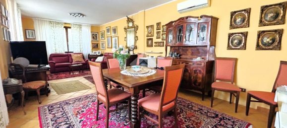 3 Schlafzimmer Haus in Bressana Bottarone, Italy, Nr. 378886 2