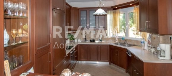 6 bedrooms Maisonette in Volos, Greece No. 753 5