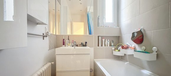 2 chambres Appartement à Courbevoie, France No. 166399 11