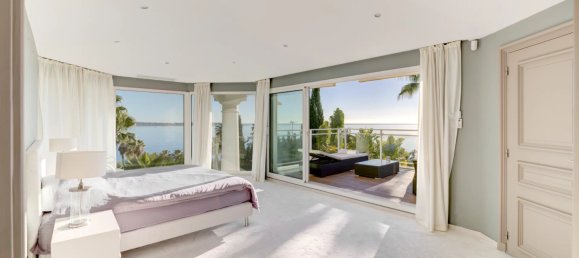 Коммерческая недвижимость с 6 спальнями в Валлорис, Франция № 38191 8