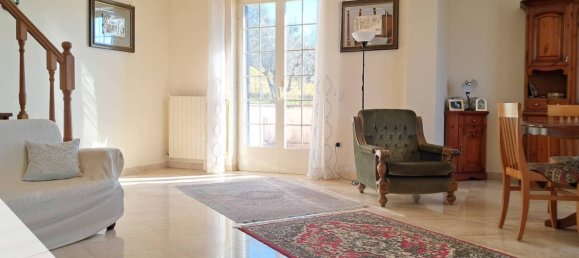 3 Schlafzimmer Villa in Pescosolido, Italy, Nr. 151092 10