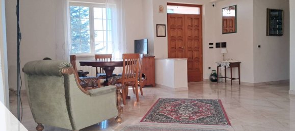 3 Schlafzimmer Villa in Pescosolido, Italy, Nr. 151092 13
