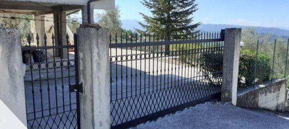 3 Schlafzimmer Villa in Pescosolido, Italy, Nr. 151092 4