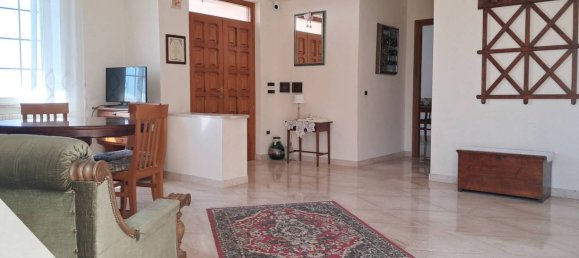 3 Schlafzimmer Villa in Pescosolido, Italy, Nr. 151092 14