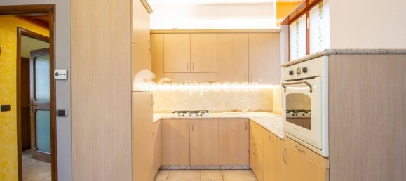 2 bedrooms Villa in Marcallo con Casone, Italy No. 381444 21