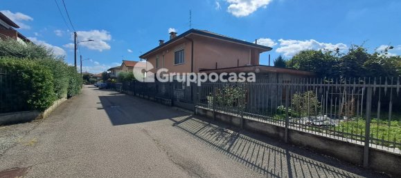 2 bedrooms Villa in Marcallo con Casone, Italy No. 381444 39