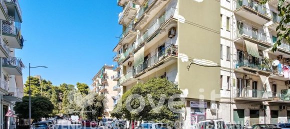 4 bedrooms Apartment in Salerno, Italy No. 380516 3