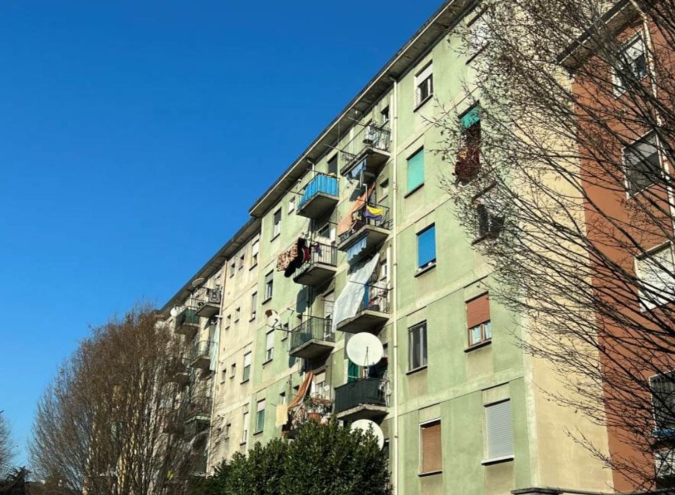 2غرفة شقة في Pioltello, Italy رقم 227352