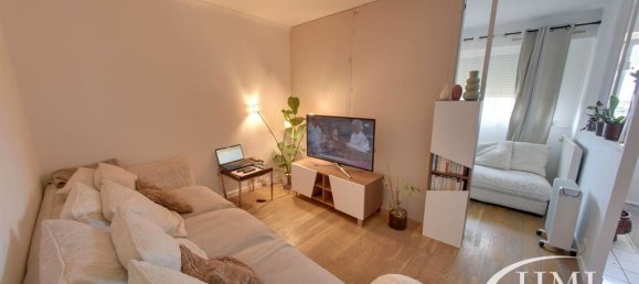 3 bedrooms Apartment in Evry, France No. 166491 2