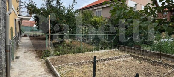 5 غرف نوم فيلا في Alpignano, Italy رقم 294741 11