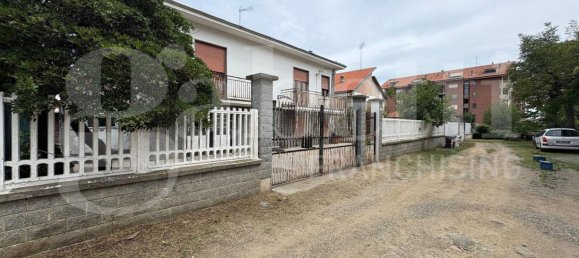 5 غرف نوم فيلا في Alpignano, Italy رقم 294741 17