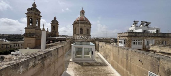 3 bedrooms Townhouse in Senglea, Malta No. 11010 27