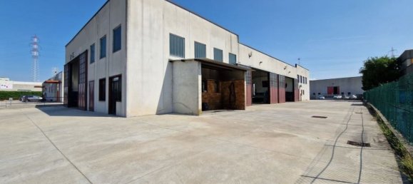 3002m² Warehouse in Bussolengo, Italy No. 380399 8