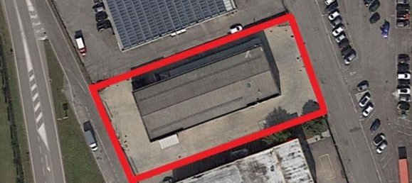 3002m² Warehouse in Bussolengo, Italy No. 380399 2
