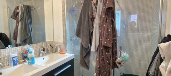 5 bedrooms House in Donnery, France No. 65227 7