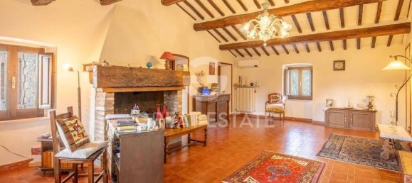 4 bedrooms House in Parrano, Italy No. 234776 18