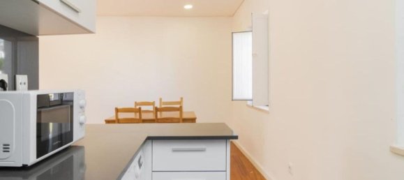 3 bedrooms Duplex in Lisbon, Portugal No. 130393 11