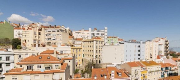 3 bedrooms Duplex in Lisbon, Portugal No. 130393 24