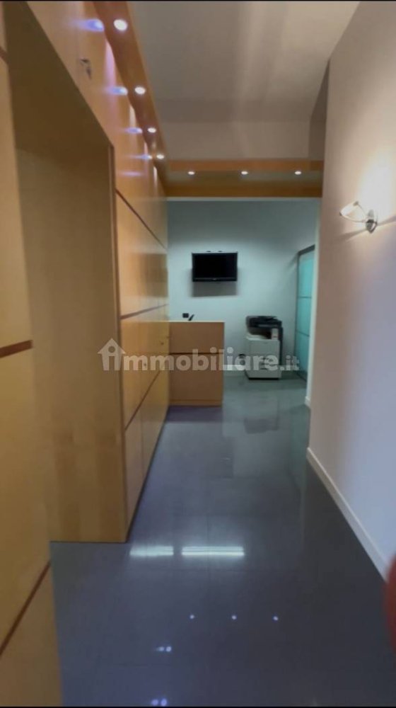 3 bedrooms Apartment in Rome, Italy No. 278842