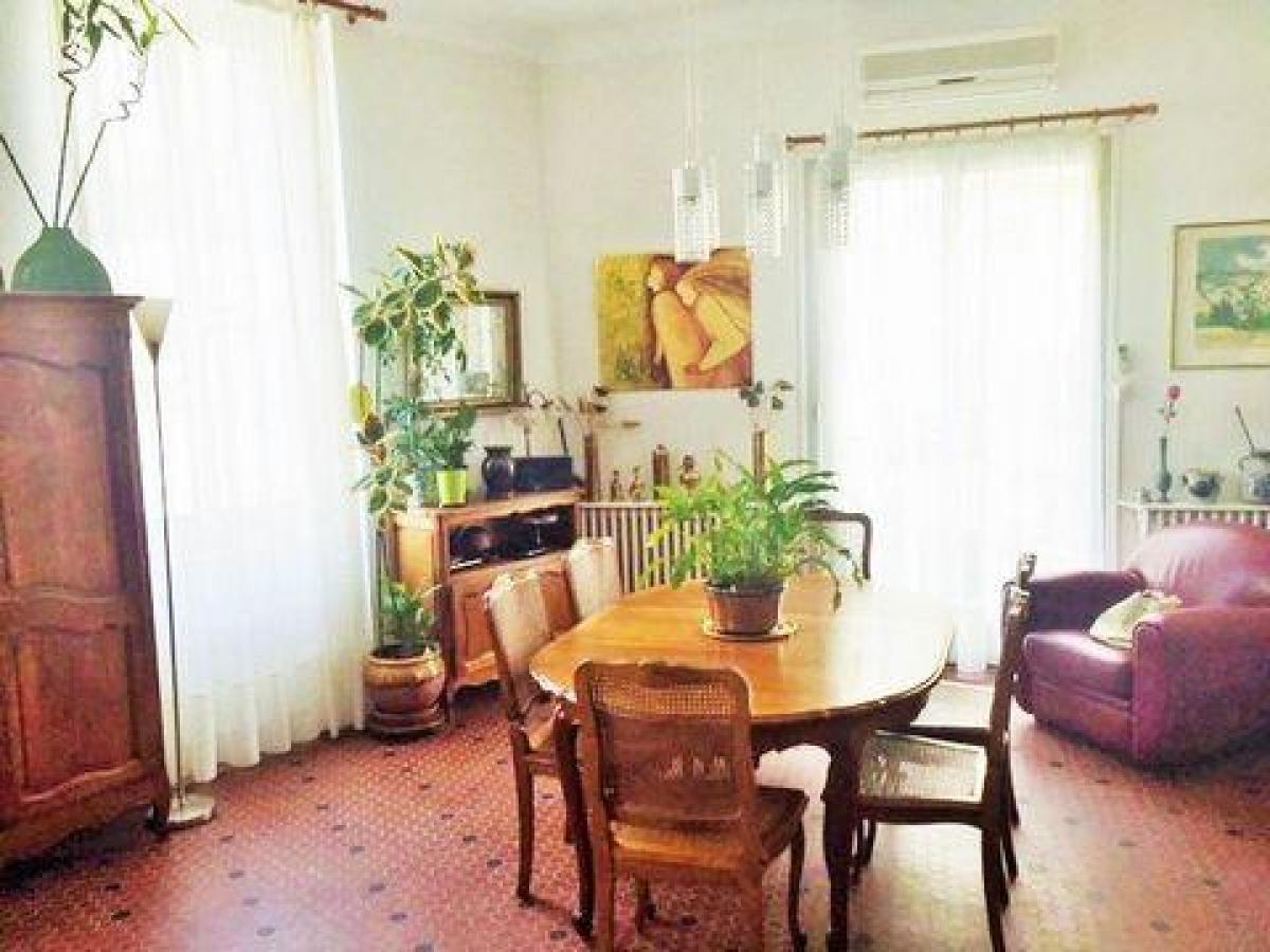 Casa T8 em Narbonne, France N.º 32154