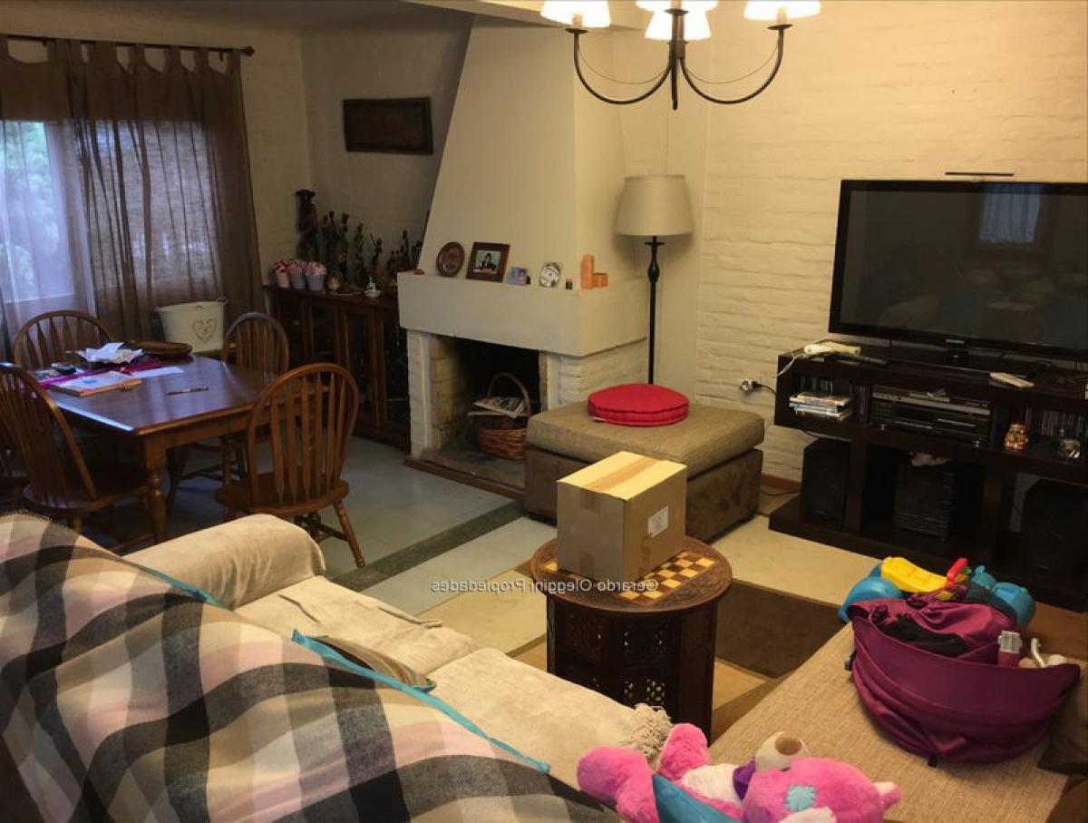 3 bedrooms House in Canelones, Uruguay No. 12037