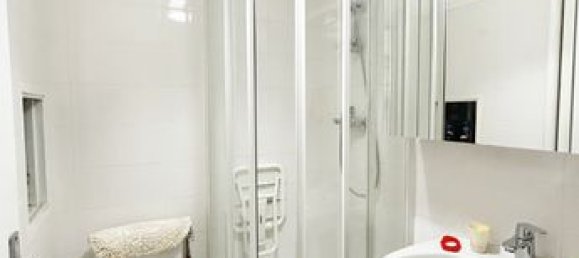 Studio in Aubervilliers, France No. 300254 6