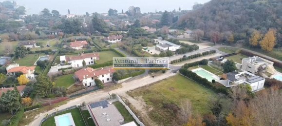 900m² Land in Manerba del Garda, Italy No. 86240 3