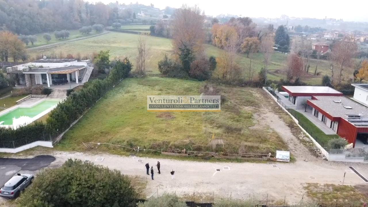900m² Land in Manerba del Garda, Italy No. 86240