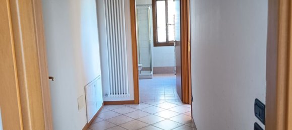 4 bedrooms Apartment in Marano Vicentino, Italy No. 315309 2