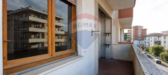 10 rooms Apartment in Jesi, Italy No. 9392 17