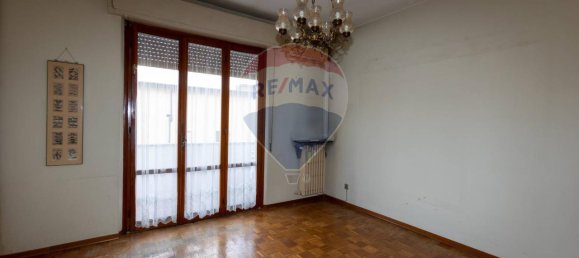 10 rooms Apartment in Jesi, Italy No. 9392 9