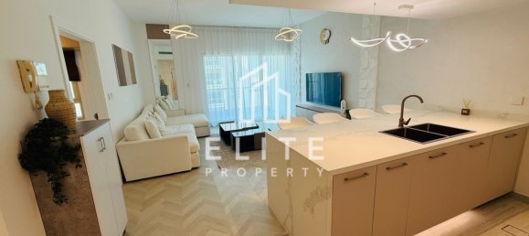 Studio in Dubai, UAE No. 113069 5