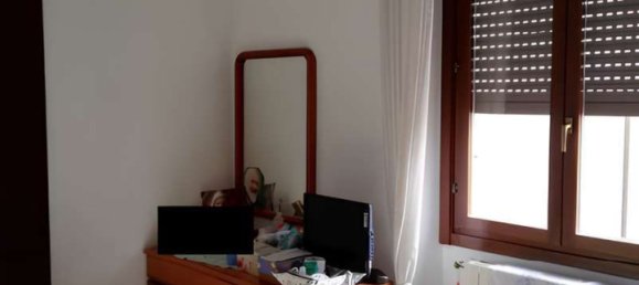 3 rooms Apartment in Bovisio Masciago, Italy No. 182454 7