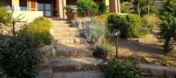 7 bedrooms Villa in Trinità d'Agultu e Vignola, Italy No. 215599 18