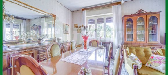 5 bedrooms Villa in Besozzo, Italy No. 165716 16