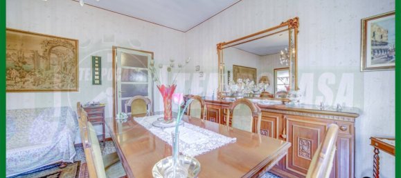 5 bedrooms Villa in Besozzo, Italy No. 165716 19