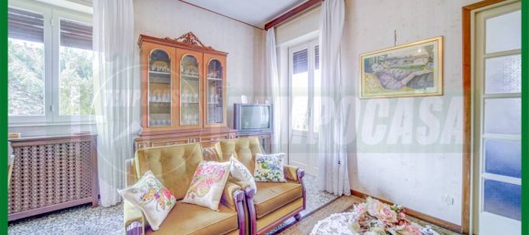 5 bedrooms Villa in Besozzo, Italy No. 165716 14