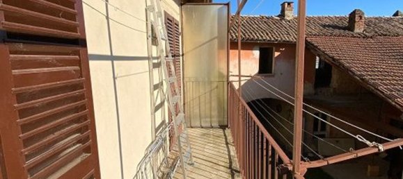 3 rooms House in Grazzano Badoglio, Italy No. 89579 12