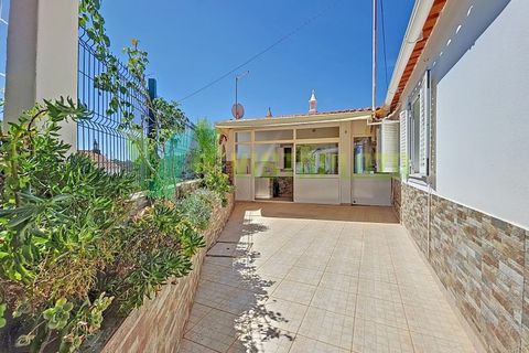 2 bedrooms House in Portimao, Portugal No. 223018