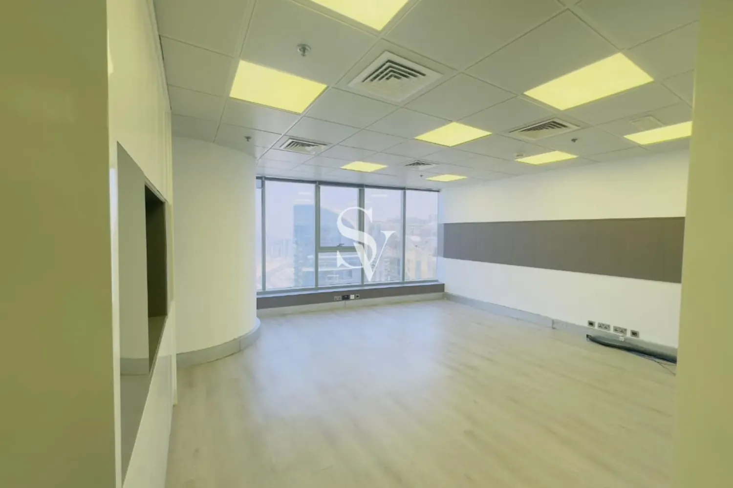 107m² bureau à louer à Jumeirah Lake Towers, Dubai, UAE № 195380