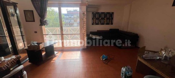 4 bedrooms Apartment in Rome, Italy No. 342430 3