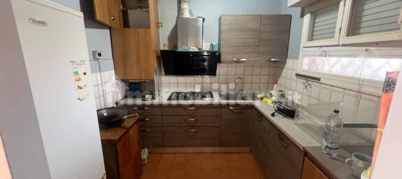 4 bedrooms Apartment in Rome, Italy No. 342430 8