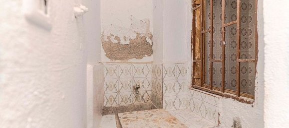 Propiedad comercial de 3 dormitorios en Granada, Spain No. 182178 13