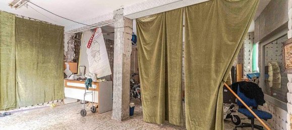 Propiedad comercial de 3 dormitorios en Granada, Spain No. 182178 5