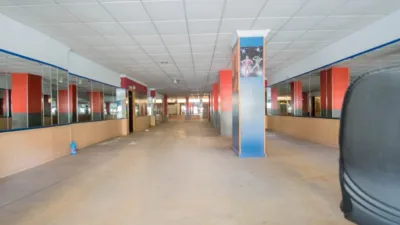 247m² Commercial property in Granada, Spain No. 181218