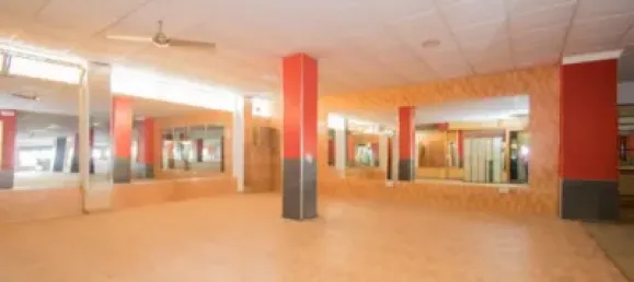 247m² Commercial property in Granada, Spain No. 181218 9