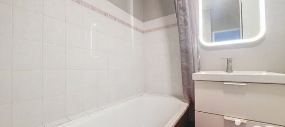 3 bedrooms House in Villepinte, France No. 354741 12