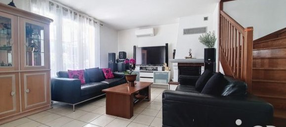 3 bedrooms House in Villepinte, France No. 354741 7